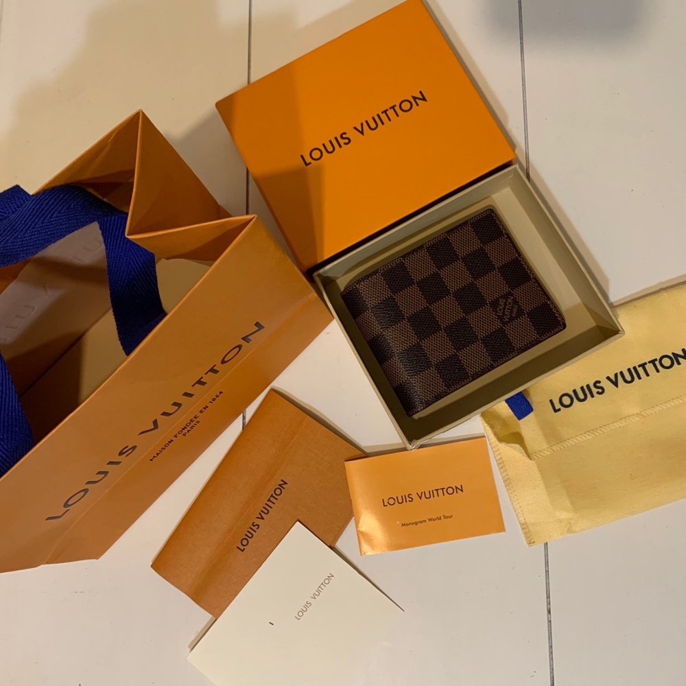 SOLD Louis Vuitton Slender Wallet